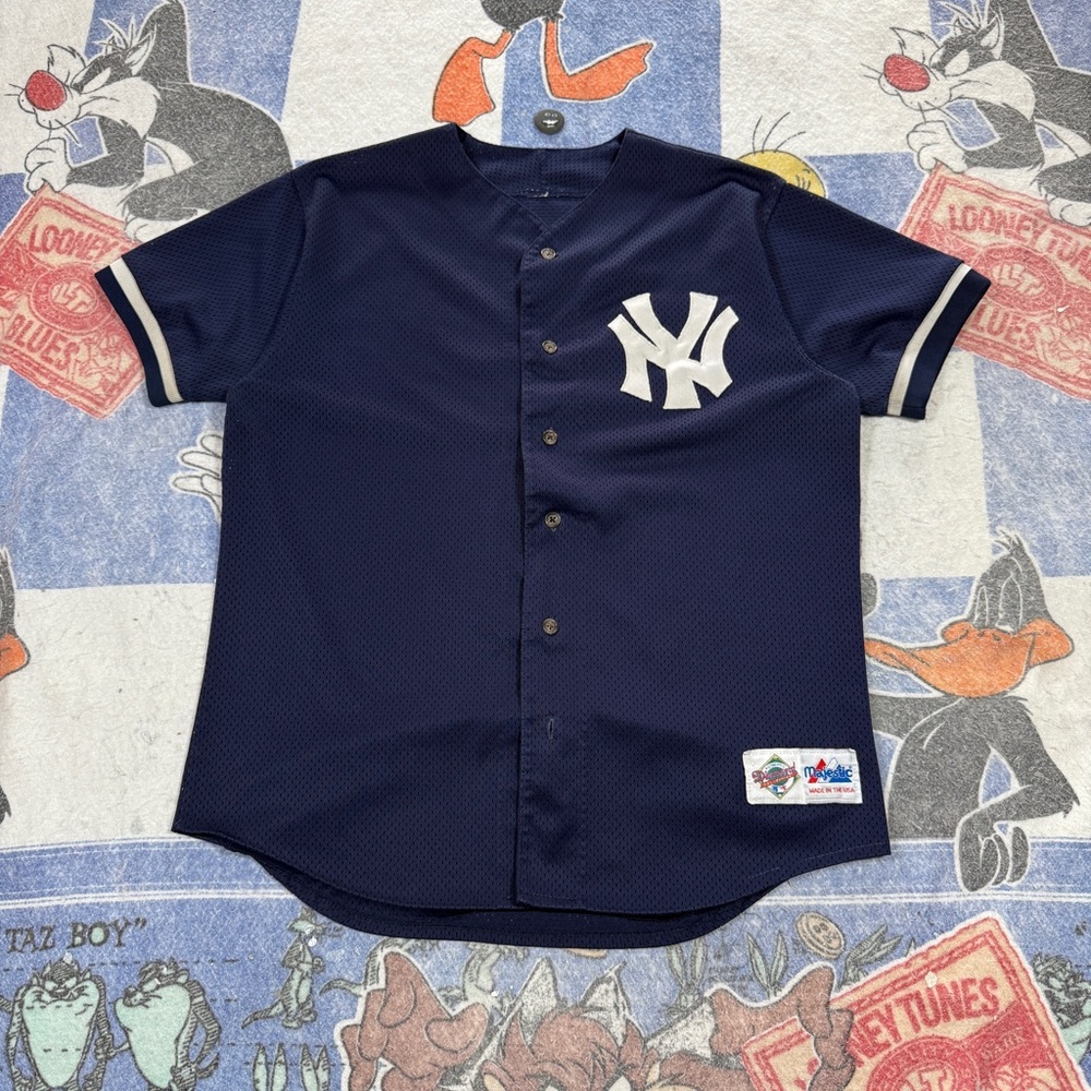 Vintage New York Yankees blank jersey
